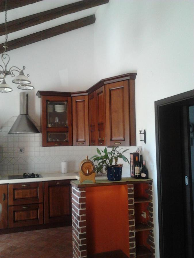 Sunshine Apartment Palit Buitenkant foto